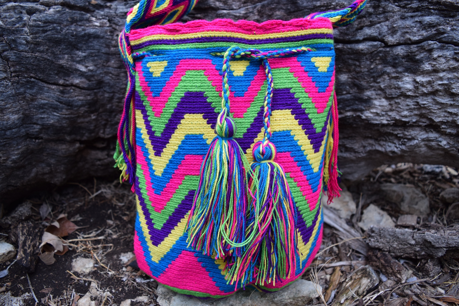 Colombian Wayuu Mochila Bag (WM495) | Little Colibri